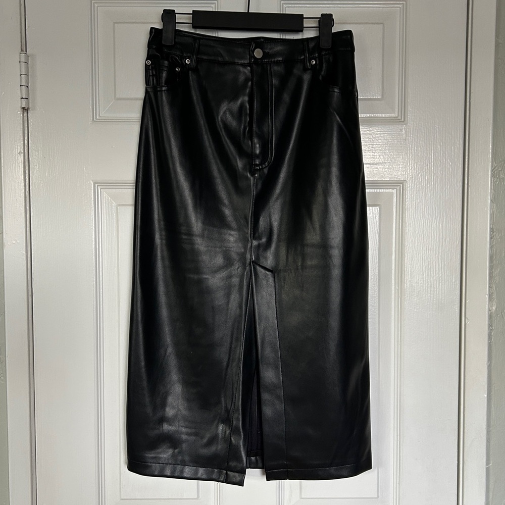3/$20 7 For All Mankind faux leather midi skirt size small - Picture 3 of 15